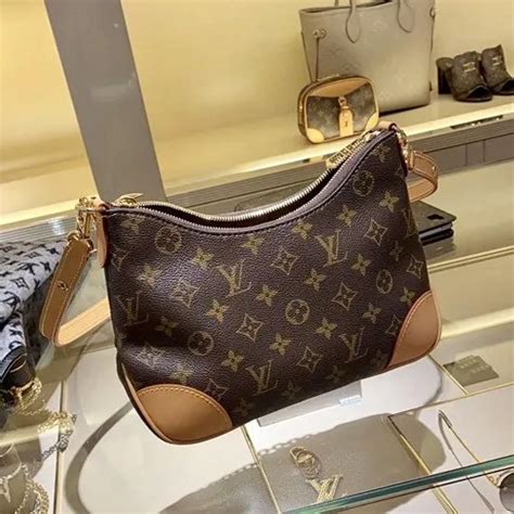 is louis vuitton cheaper in italy or france|buying louis vuitton in italy.